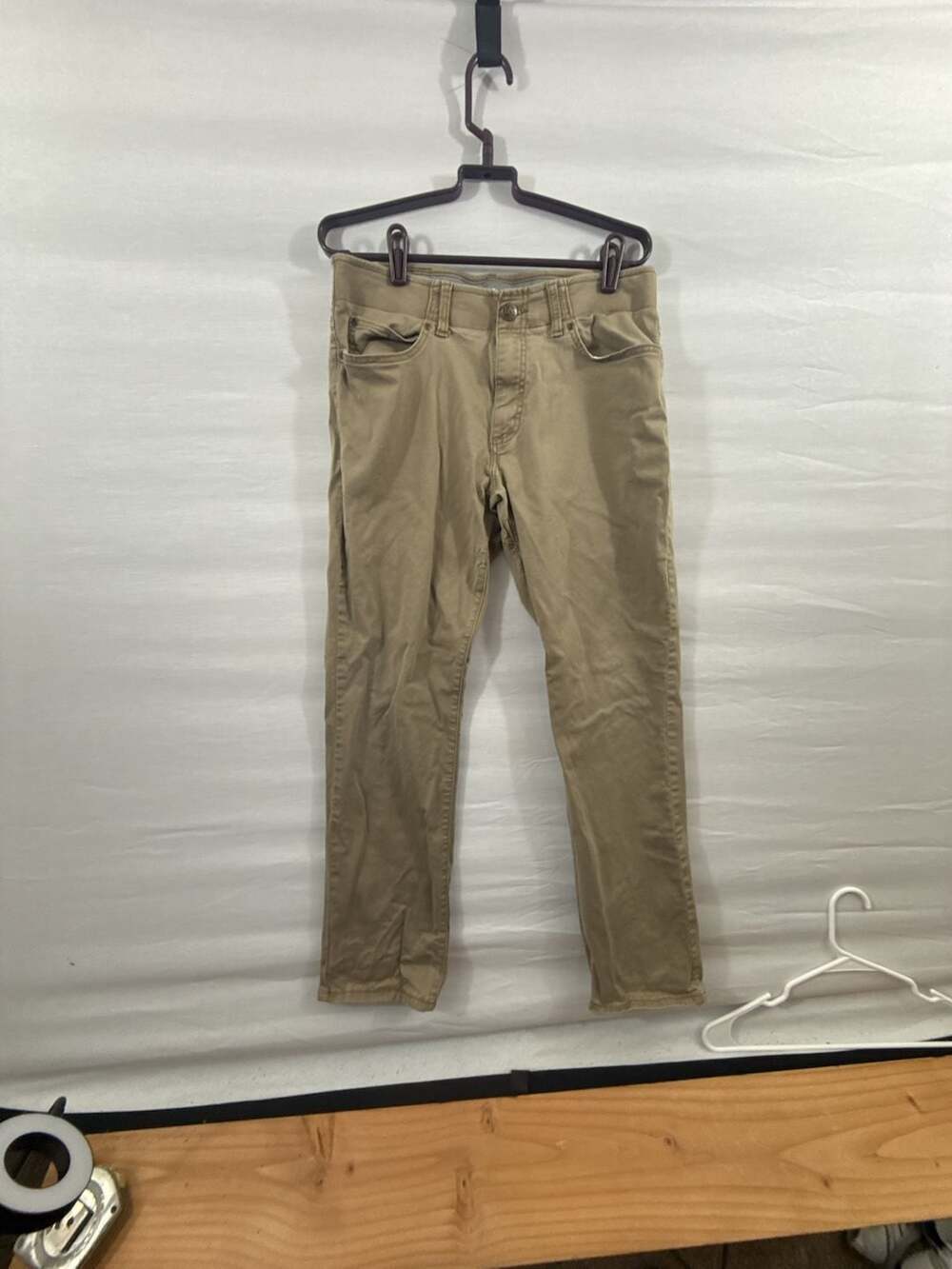 Lee Jeans Size 32x30 Beige Chino Pants Stretch